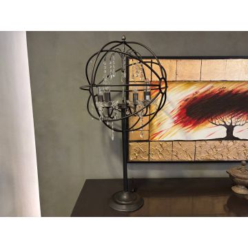 Lampada da tavolo in ferro
