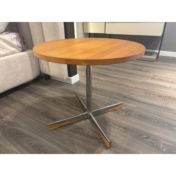 Tavolino con piano in legno